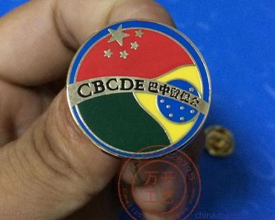 金屬企業年慶活動紀念徽章制作 北京與深圳的定制廠家指南